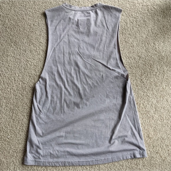 Adidas Women's Gray Logo Muscle Tee Small - Picture 2 of 3